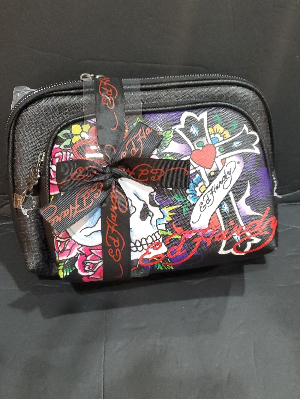 Ed Hardy black print 2piece cosmetic makeup bag pouch with skull & rose zip pull